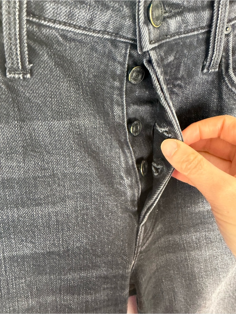 Mother the Tomcat jean in wash Lies Lies Lies size 25 - Picture 6 of 11